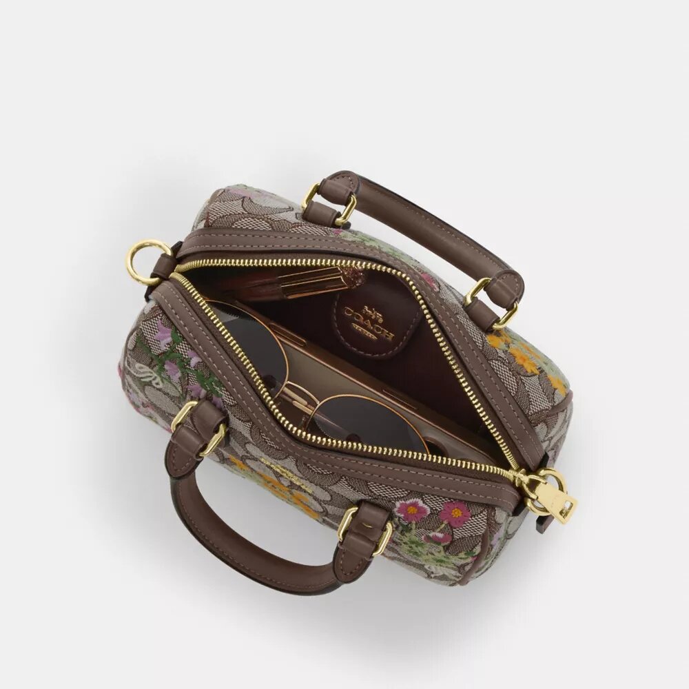 Mini Rowan-crossbody-veske med kryssrem i signaturjacquard med blomsterbroderi