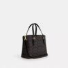 Mollie-tote-veske 25 i Signature Canvas