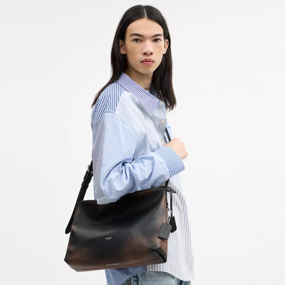 Mott Messenger-veske 33 i «Loved Leather»