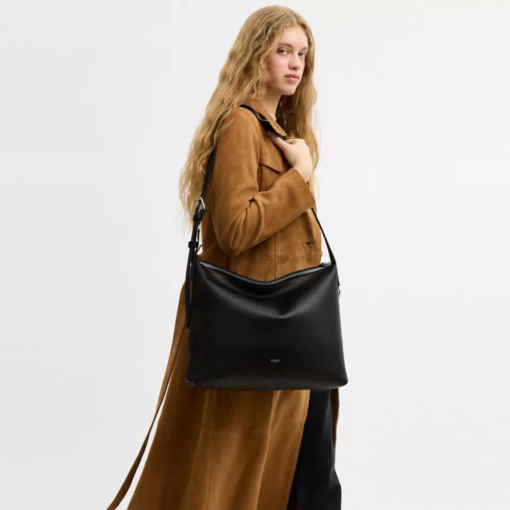 Mott-messengerveske 38 i «Loved Leather»