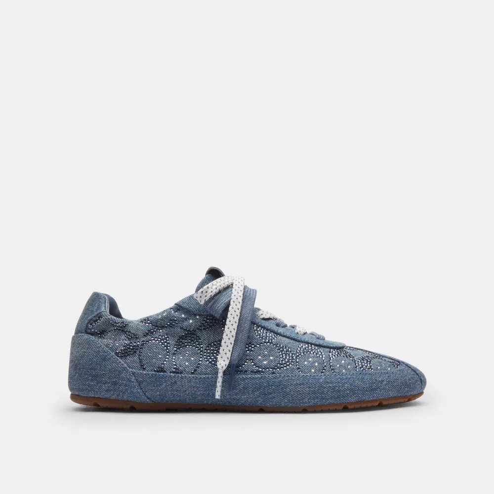 Myke sneakers i vår karakteristiske denim