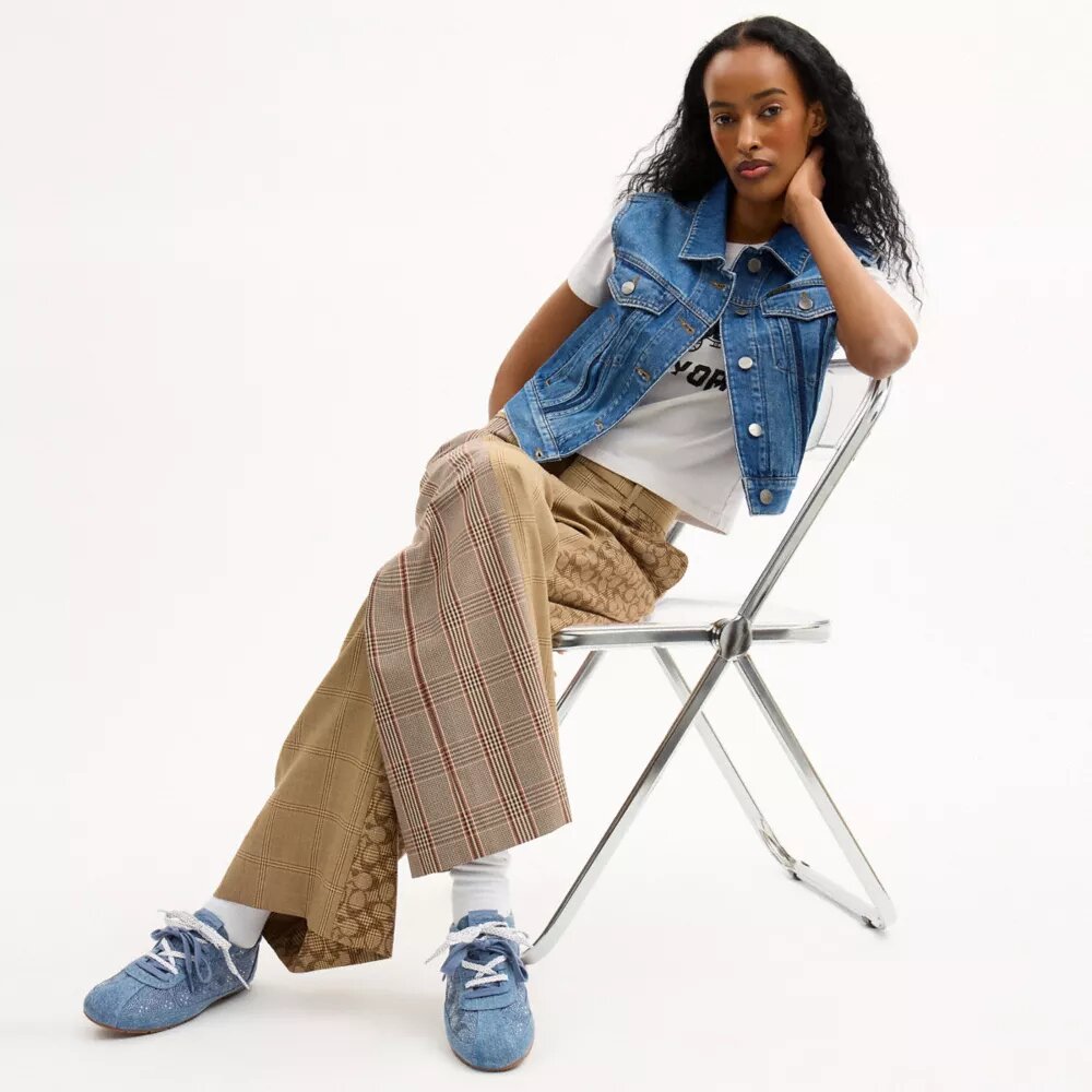 Myke sneakers i vår karakteristiske denim