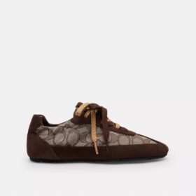 Myke sneakers i vårt karakteristiske jacquardmønster