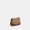 Nolita 19 i Signature Canvas