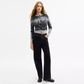 Postcard-cardigan
