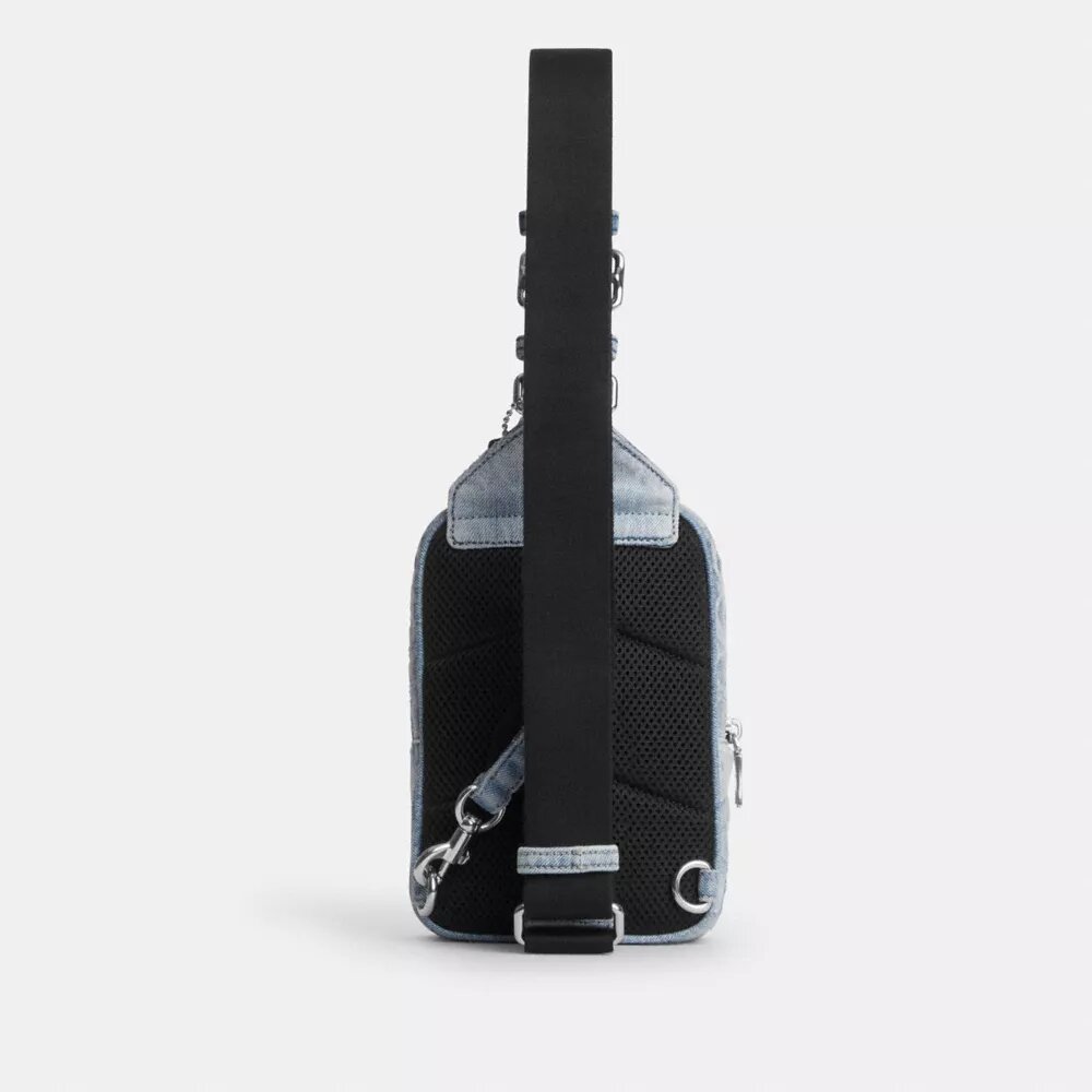 Racer Sling Pack i «Loved» Signature-denim