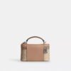 Rainer Crossbody Bag 18 i Signature Canvas