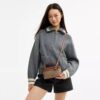 Rainer Crossbody Bag 18 i Signature Canvas