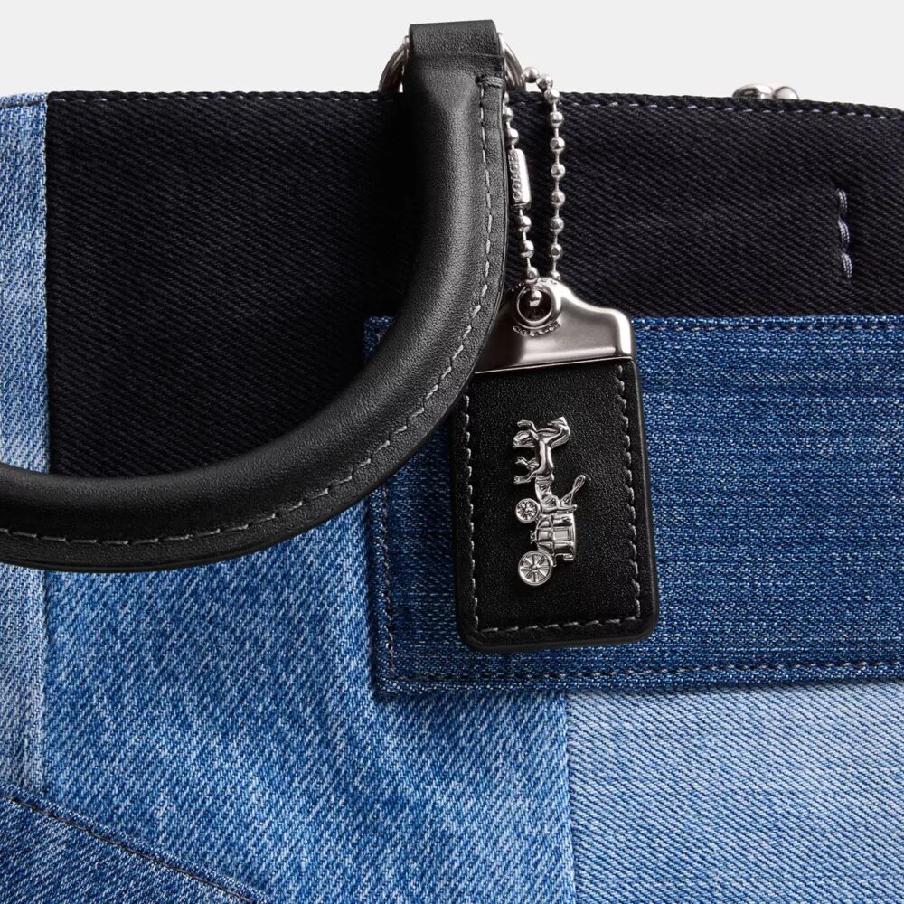 Rogue-vesker med patchwork av gjenbrukt denim