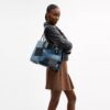 Rogue-vesker med patchwork av gjenbrukt denim
