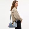 Rowan-skolesekk i «Loved Denim» med anheng