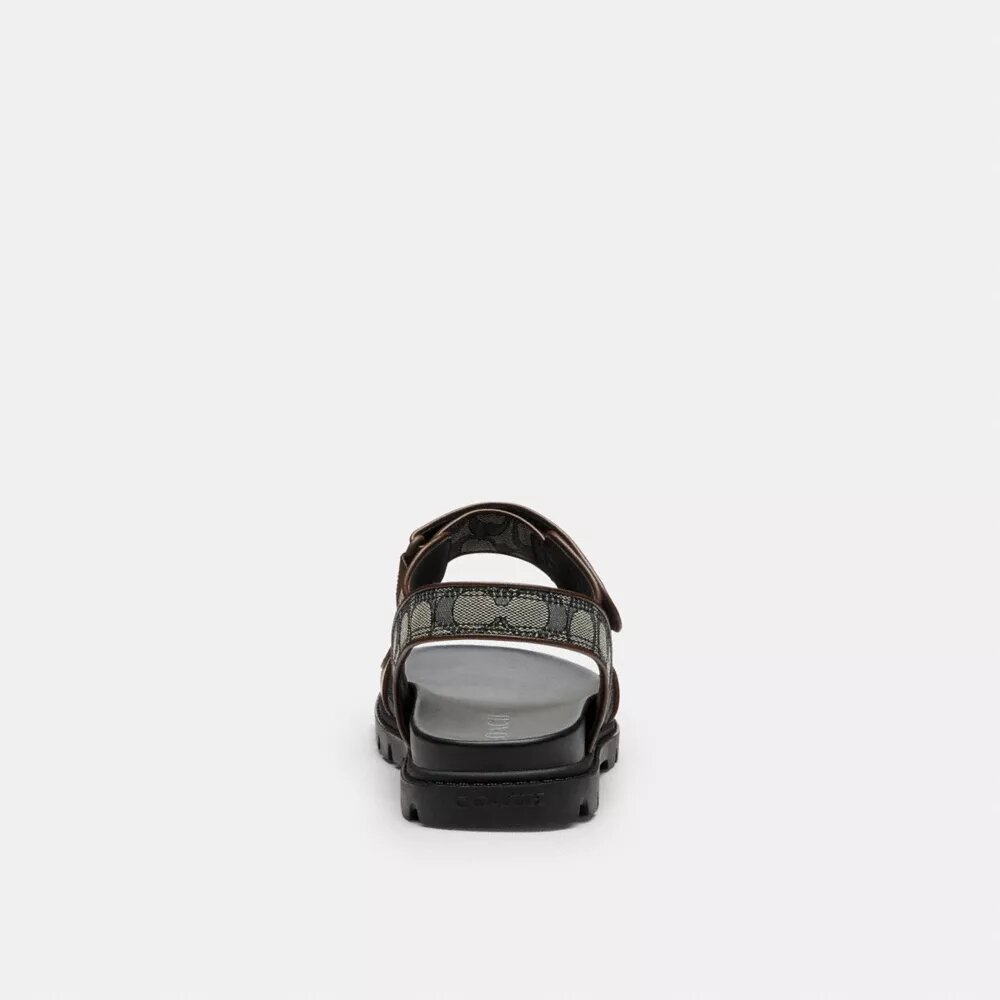 Sandal med to stropper i vår karakteristiske jacquard