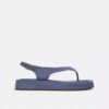 Skulpturert C-plattform-sandal