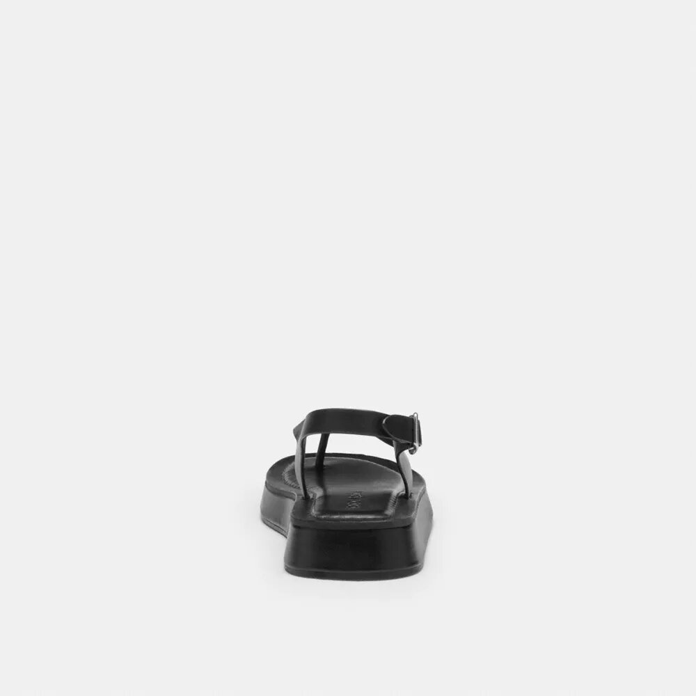 Skulpturert C-plattform-sandal