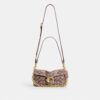 Tabby skulderveske 26 i Crystal Signature Jacquard