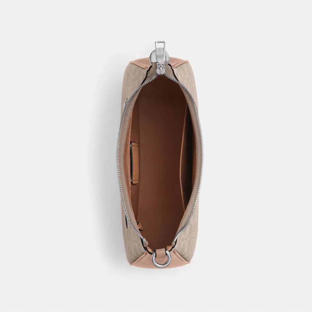 Teri Hobo-veske i Signature Canvas