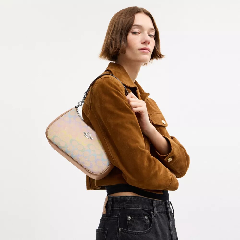 Teri skulderveske i Rainbow Signature Canvas