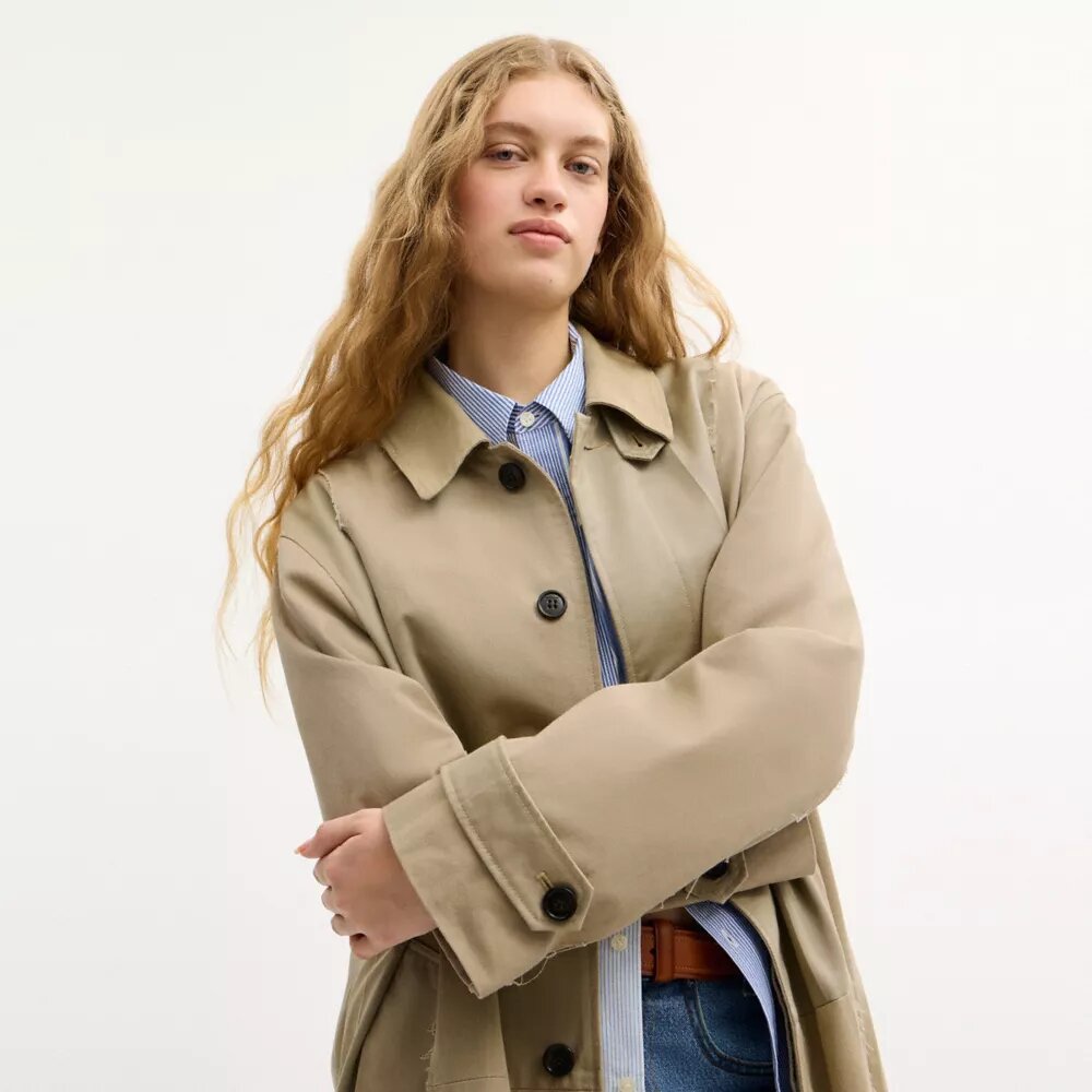 Trenchcoat av gjenbrukt bomull