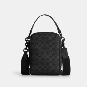 Tristan crossbody-veske 14 i Signature Canvas